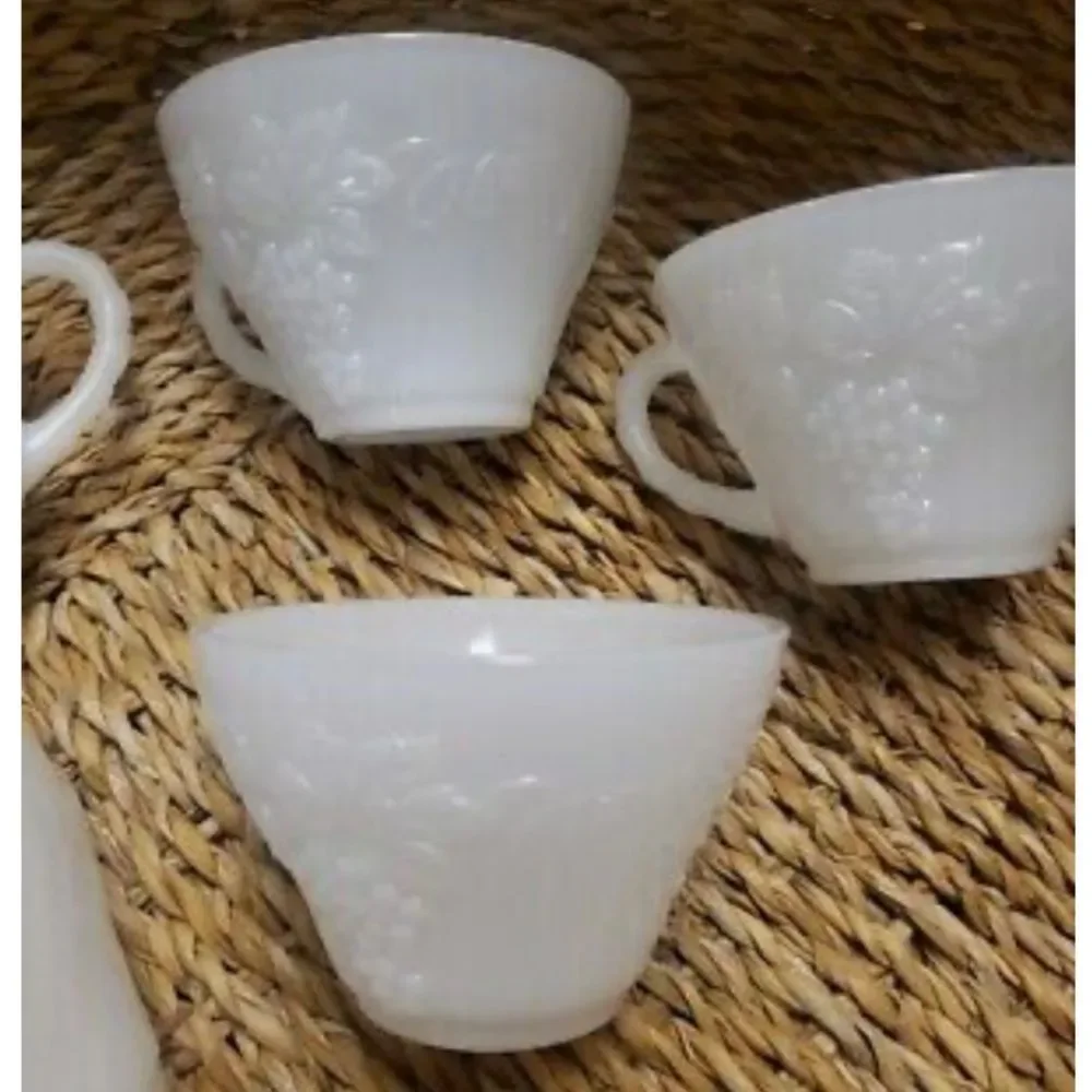 Set of 6 Vintage Milk Glass Harvest Grape Design Punch Bowl‎ Cups Anchor Hocking